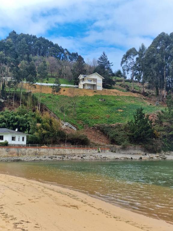 La Villa De Maria I Playa Beach El Puntal Asturias Villaviciosa  Extérieur photo
